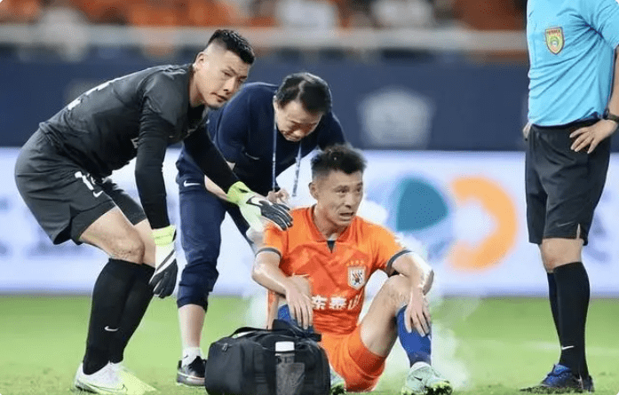 开云-转会期印第安纳步行者主帅复盘：亚冠节点到来，话题不断，球探报告显示潜力-开云